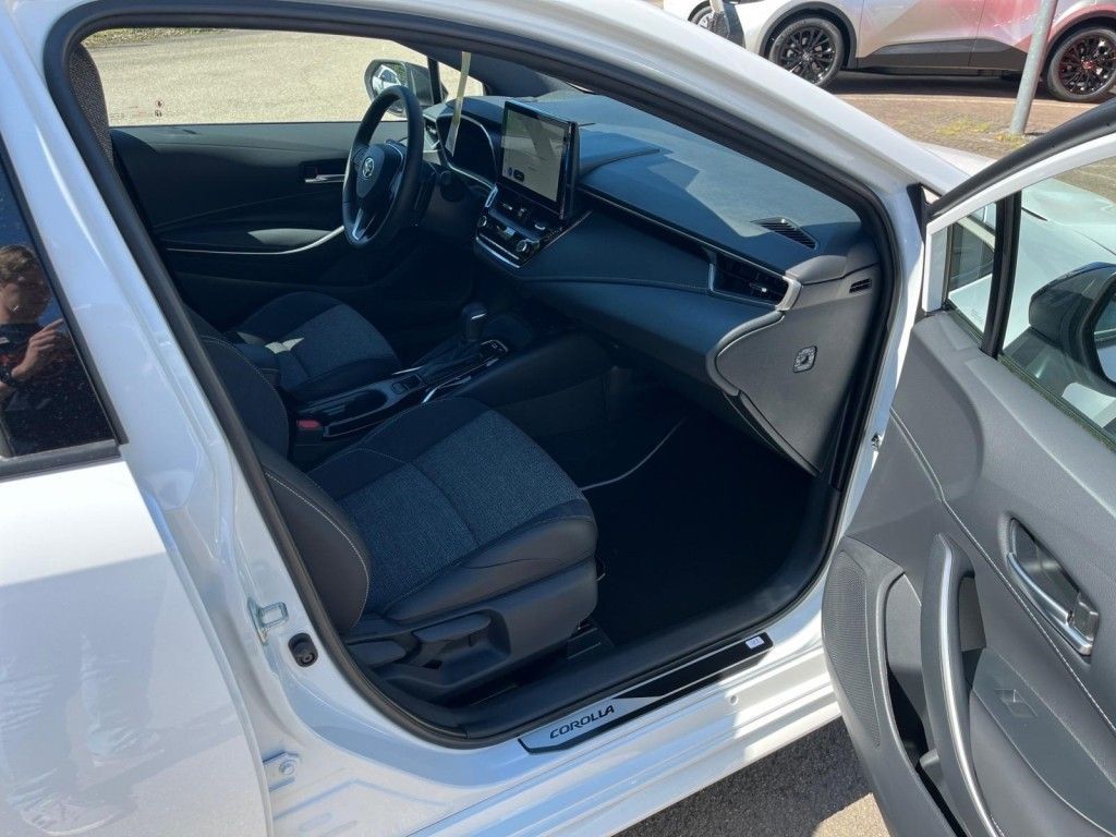 Toyota Corolla 2.0 Hybrid Touring Sports Teamplayer (ZE