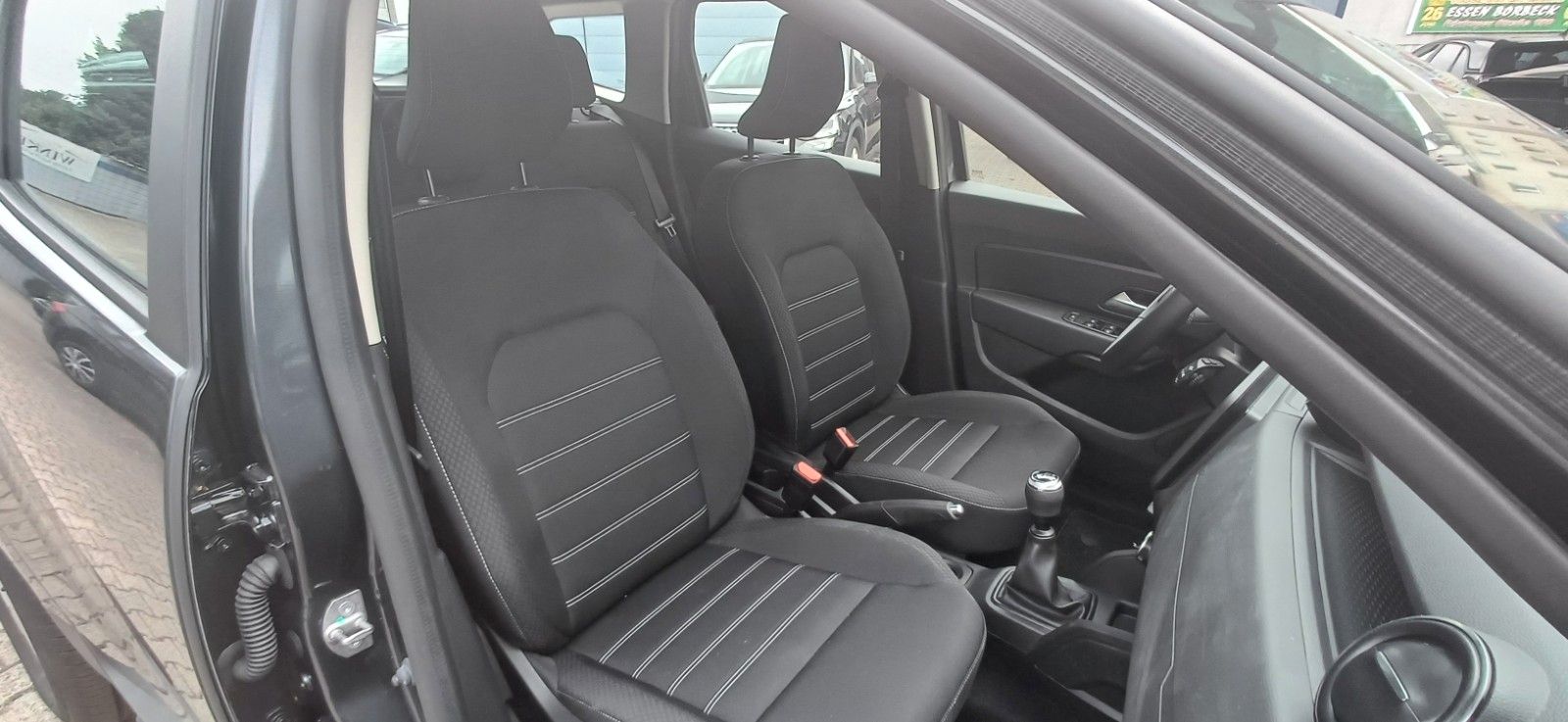 Dacia Duster Comfort - Samsaru's Car Outlet