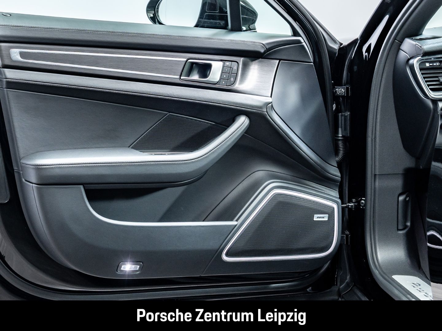 Porsche Panamera 4S E-Hybrid InnoDrive Sitzklima Sportab