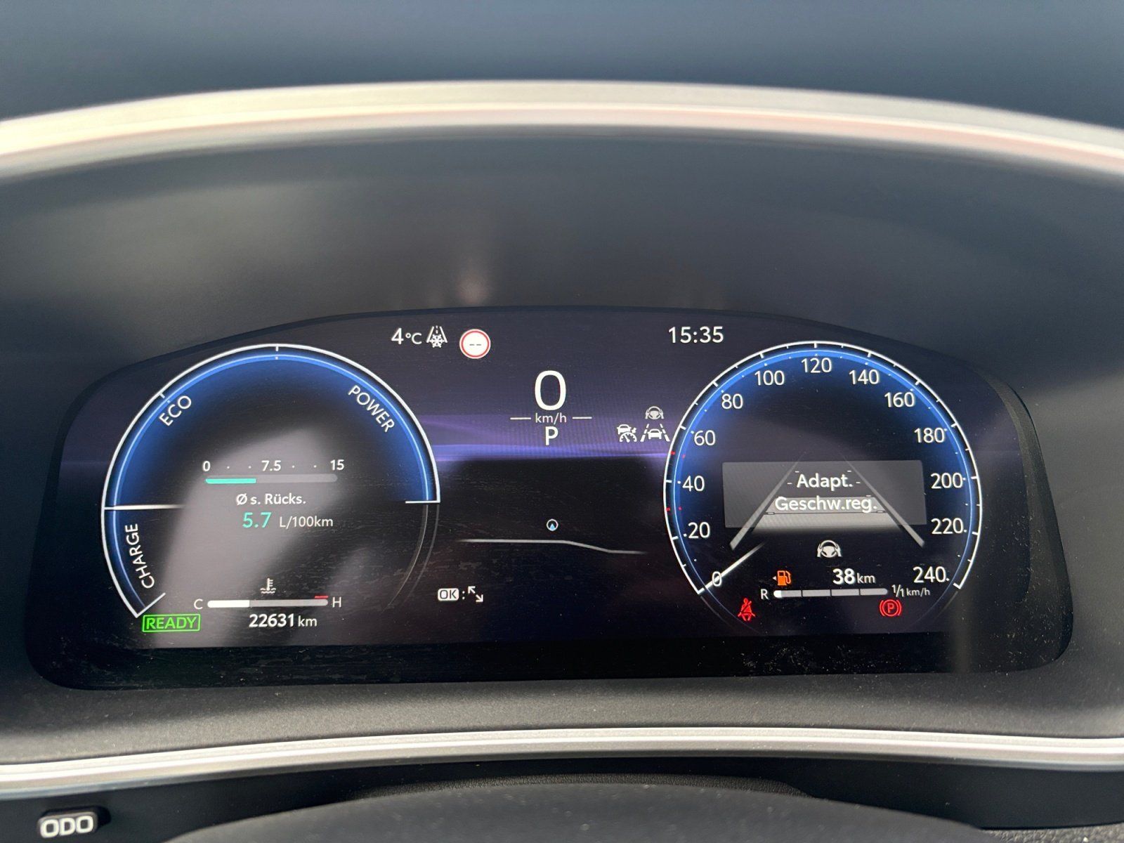 Toyota Corolla Cross 2.0 Team D 4x2 Panorama Navi