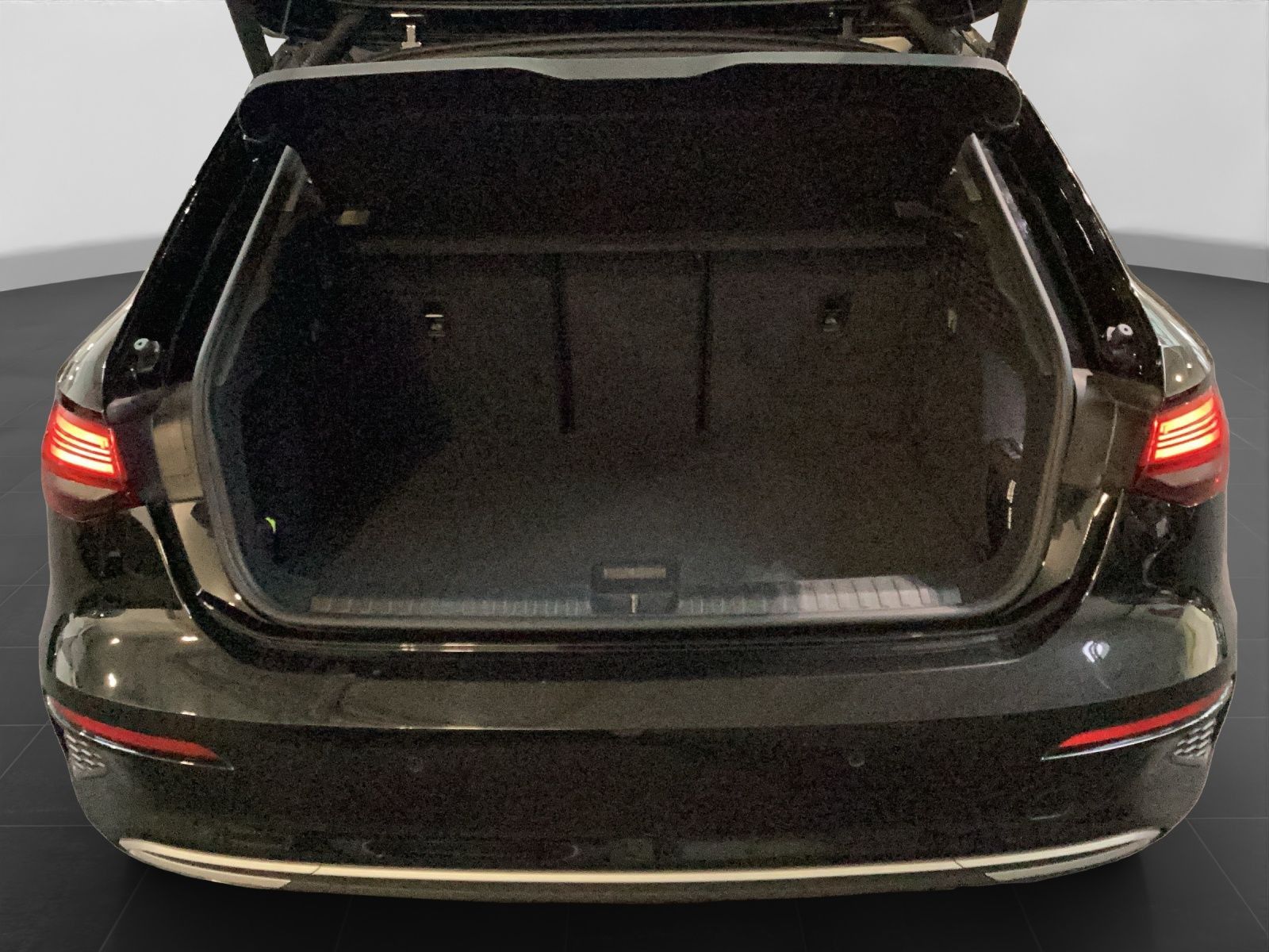 Audi A3 Sportback 30 TDI ADVANCED VIRTUAL NAVI ACC LM