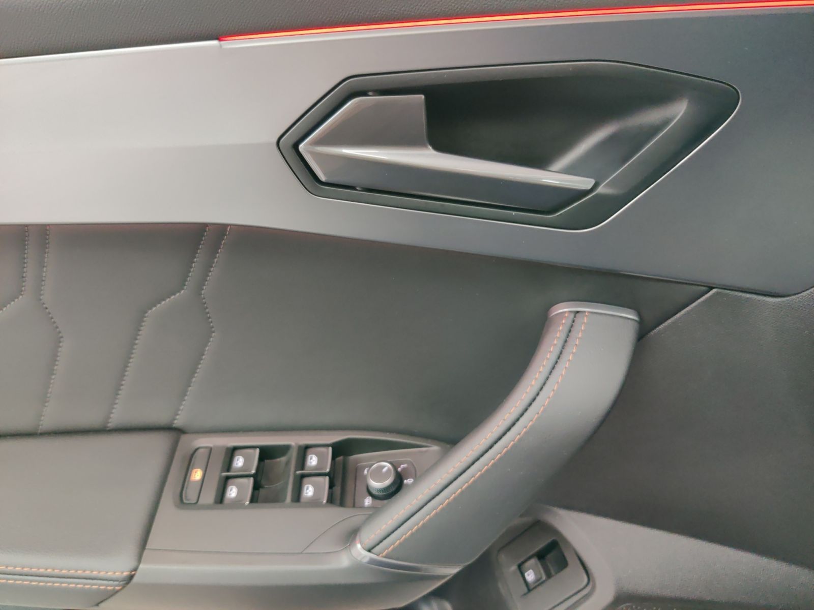 Cupra Formentor eHYBRID AHK/LED/FAP:XL/Navi/Pano/RFKam