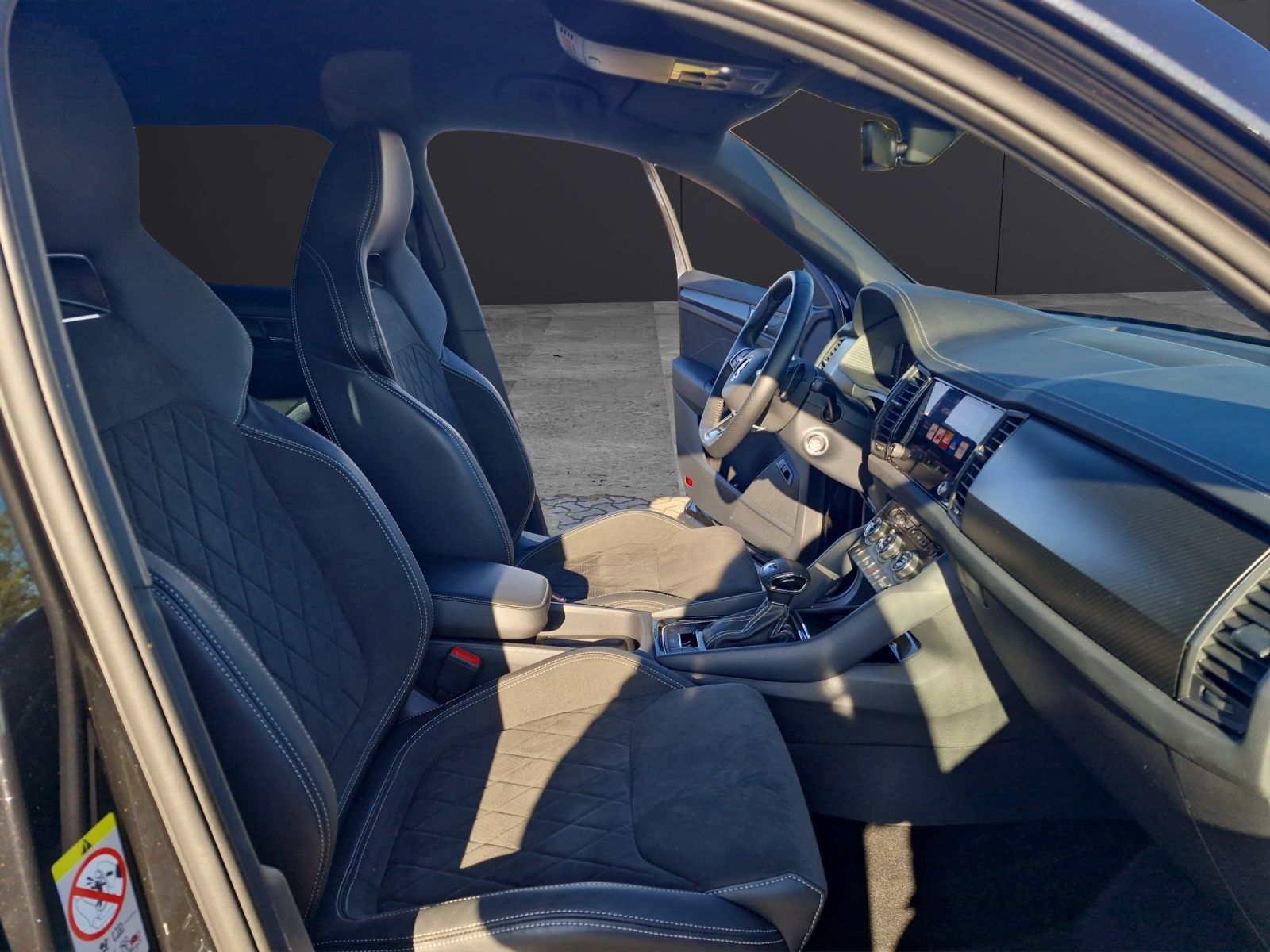 Skoda Kodiaq Sportline 4x4 2.0 TDI DSG - Samsaru's Car Outlet