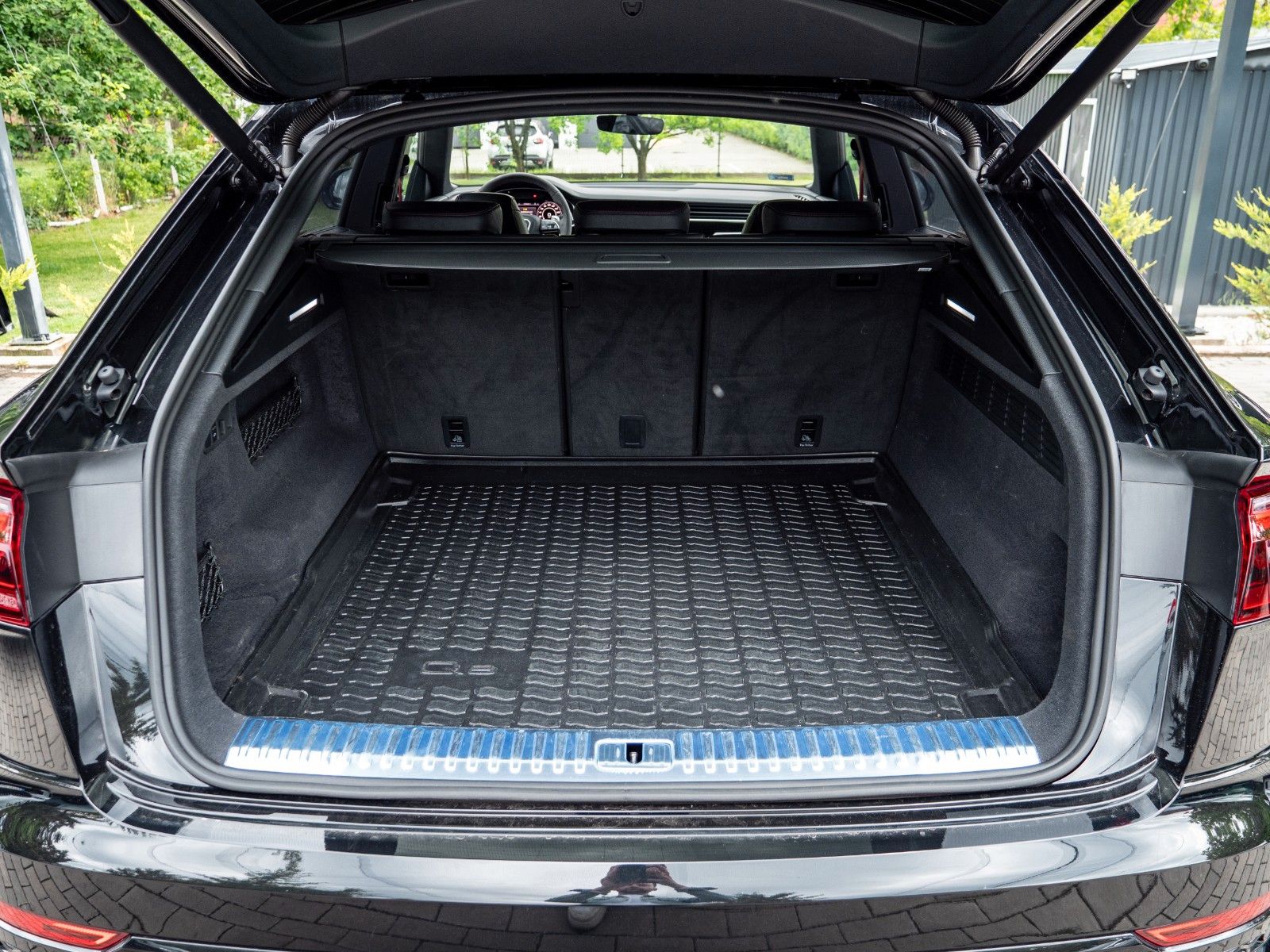 Audi RS Q8 4.0 TFSI quattro.MAXTON.B&O.LUFTFE.MATRIX
