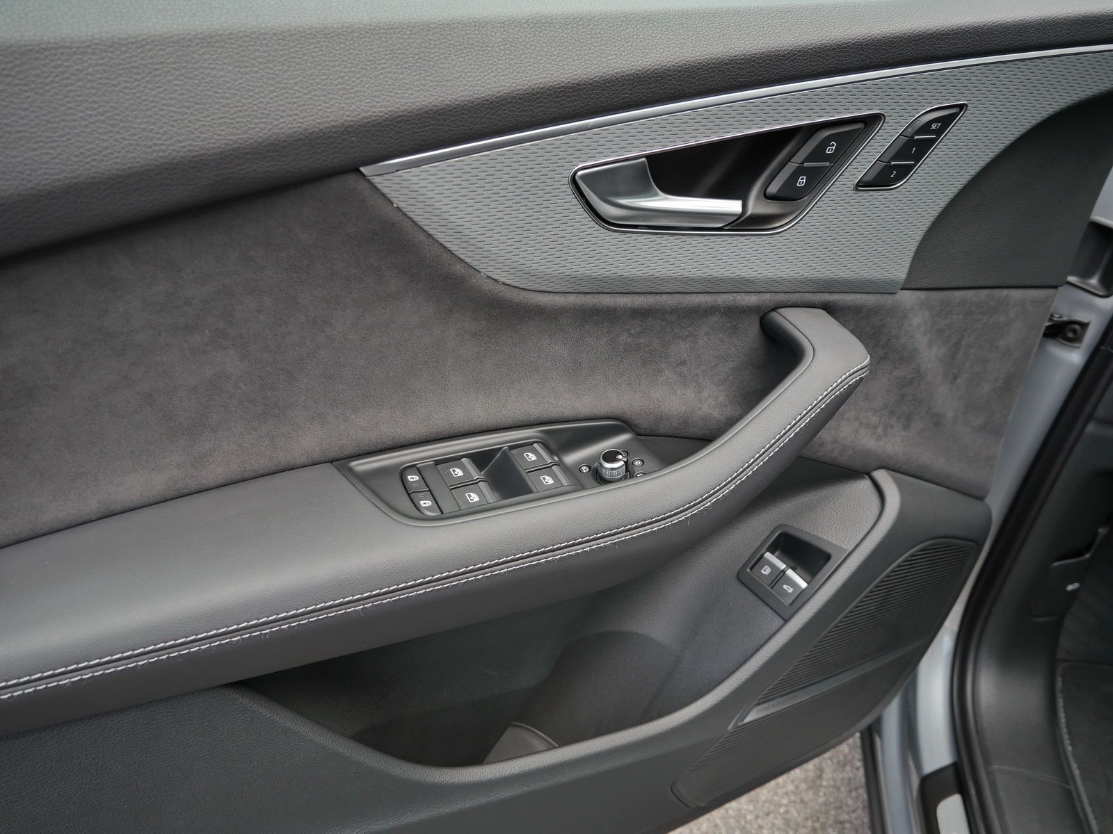 Audi Q7 SUV 55 TFSIe qu. S line Air*B&O*HuD*Pano*AHK