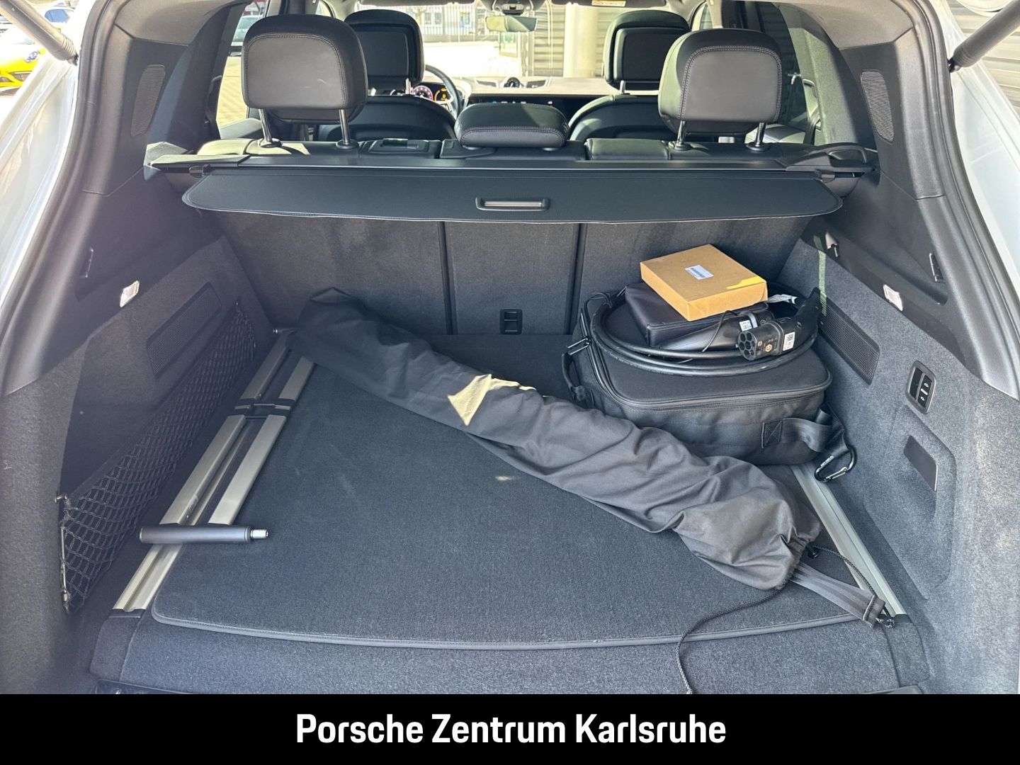 Porsche Cayenne E-Hybrid BOSE Luftfederung InnoDrive LED