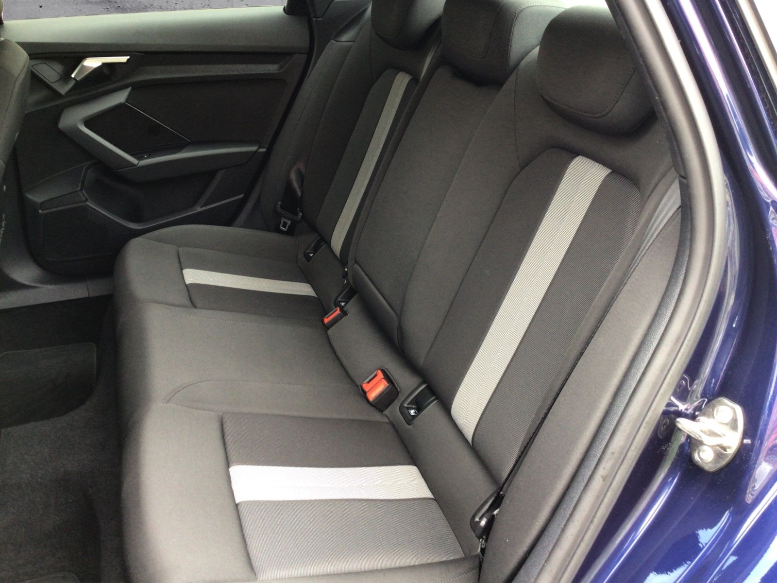 Audi A3 Limousine advanced 30 TFSI S-tronic Business/