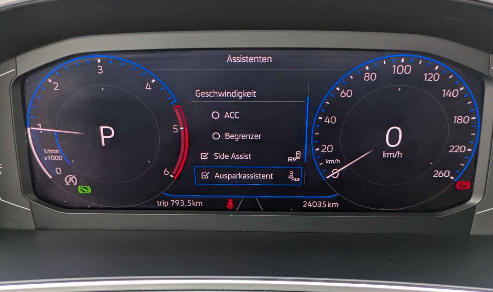 Volkswagen T-Roc Style 2.0 TDI DSG - Samsaru's Car Outlet