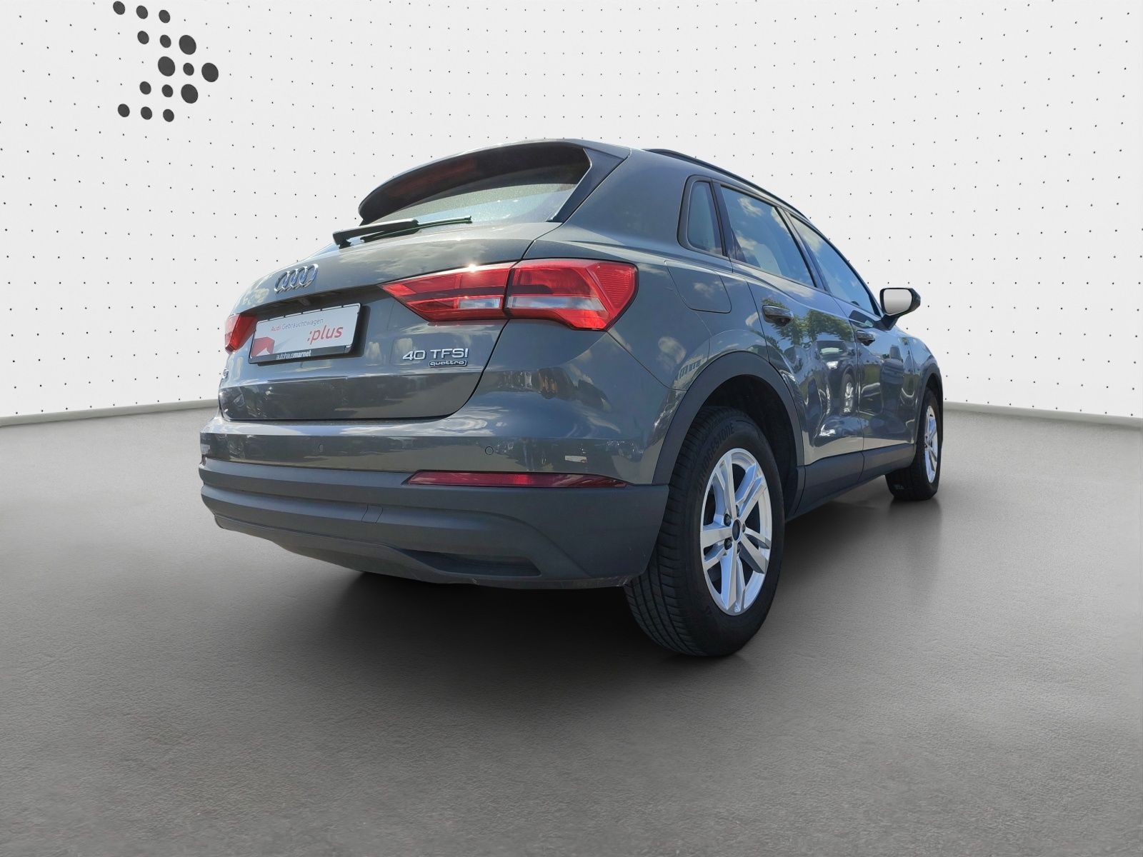 Audi Q3 40 TFSI quattro - Samsaru's Car Outlet