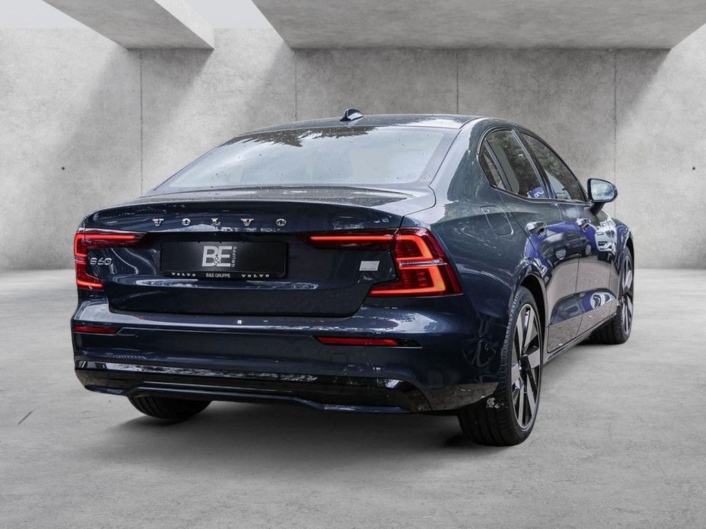 Volvo S60 T8 Ultimate Dark Recharge Plug-In Hybrid AWD