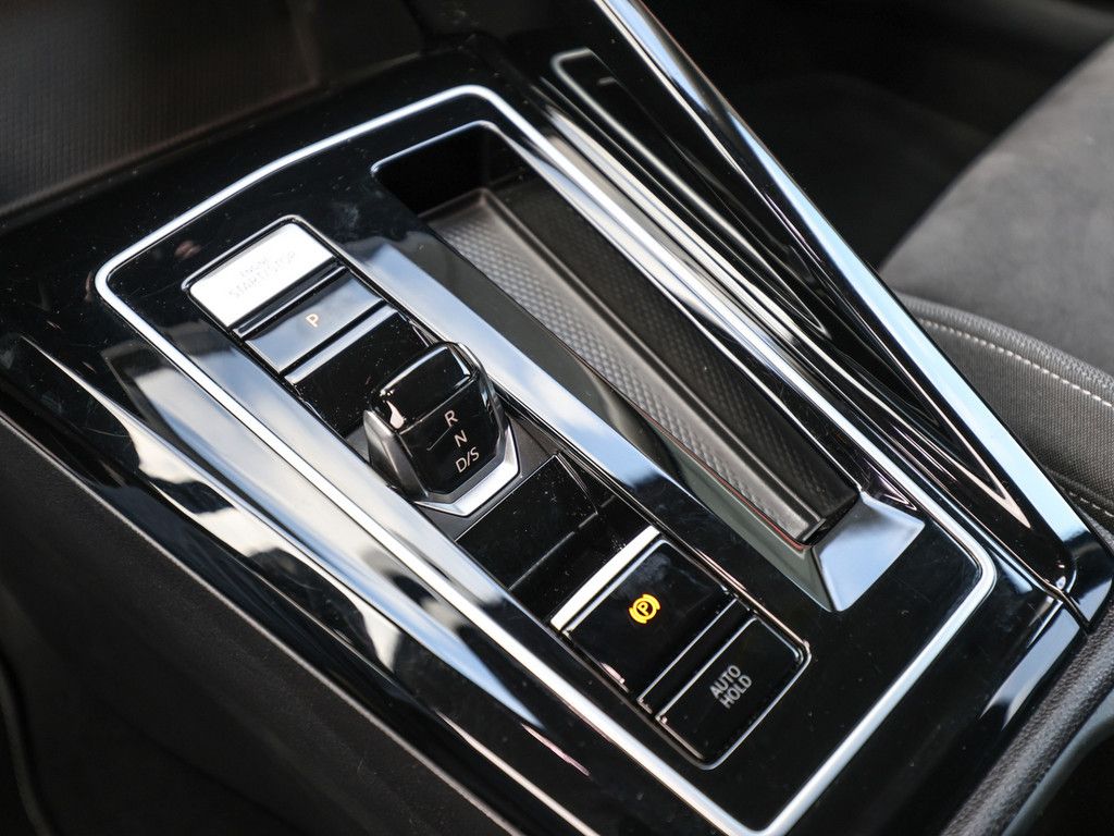 Volkswagen Golf VIII 1.5 e TSI Style DSG - Samsaru's Car Outlet
