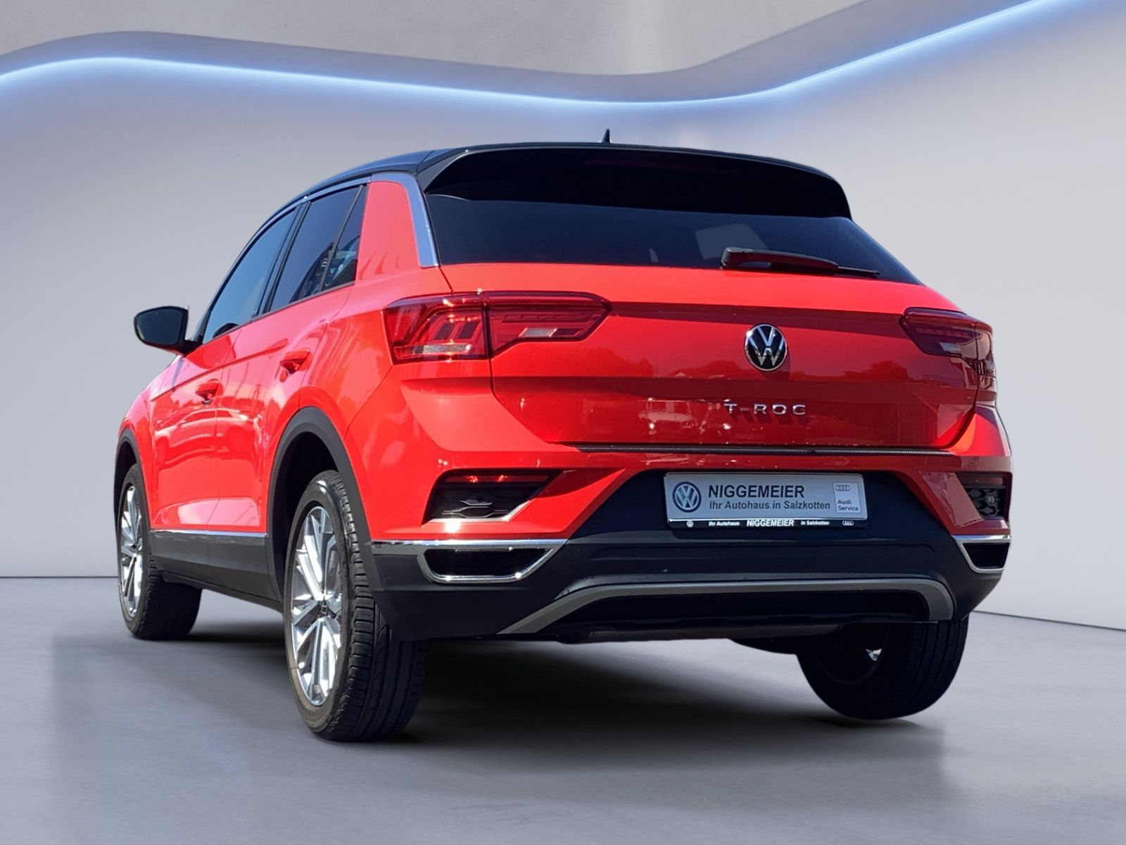 Volkswagen T-Roc 1.0TSI UNITED - Samsaru's Car Outlet