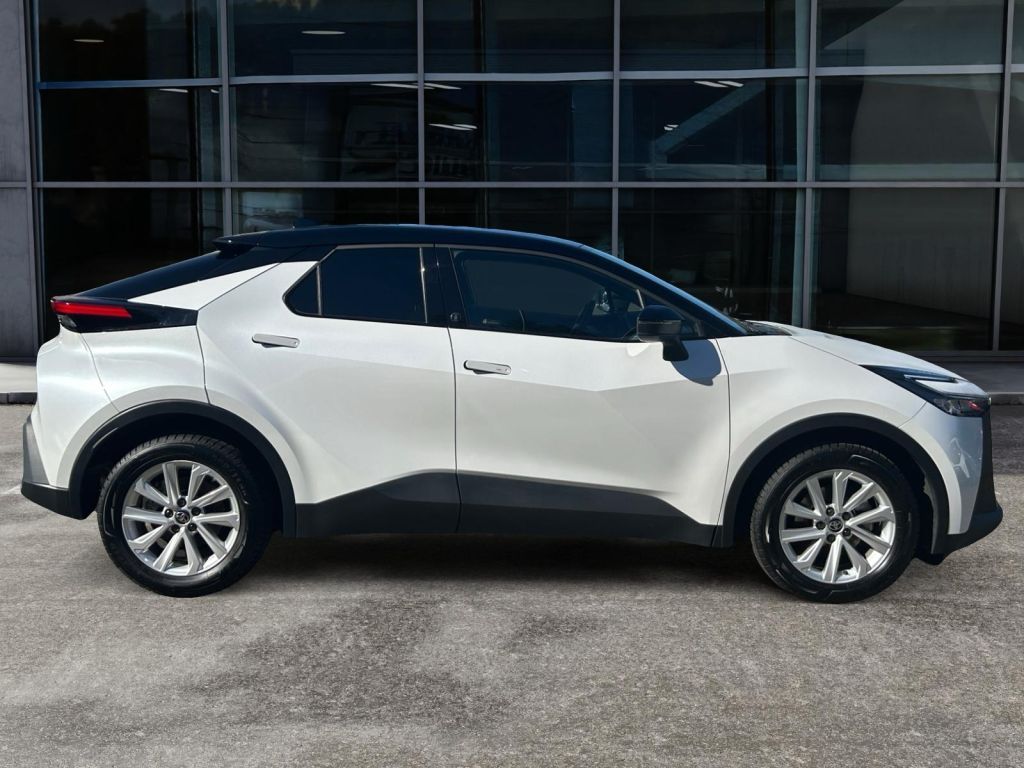 Toyota C-HR 2.0 Hybrid Lounge Premiere