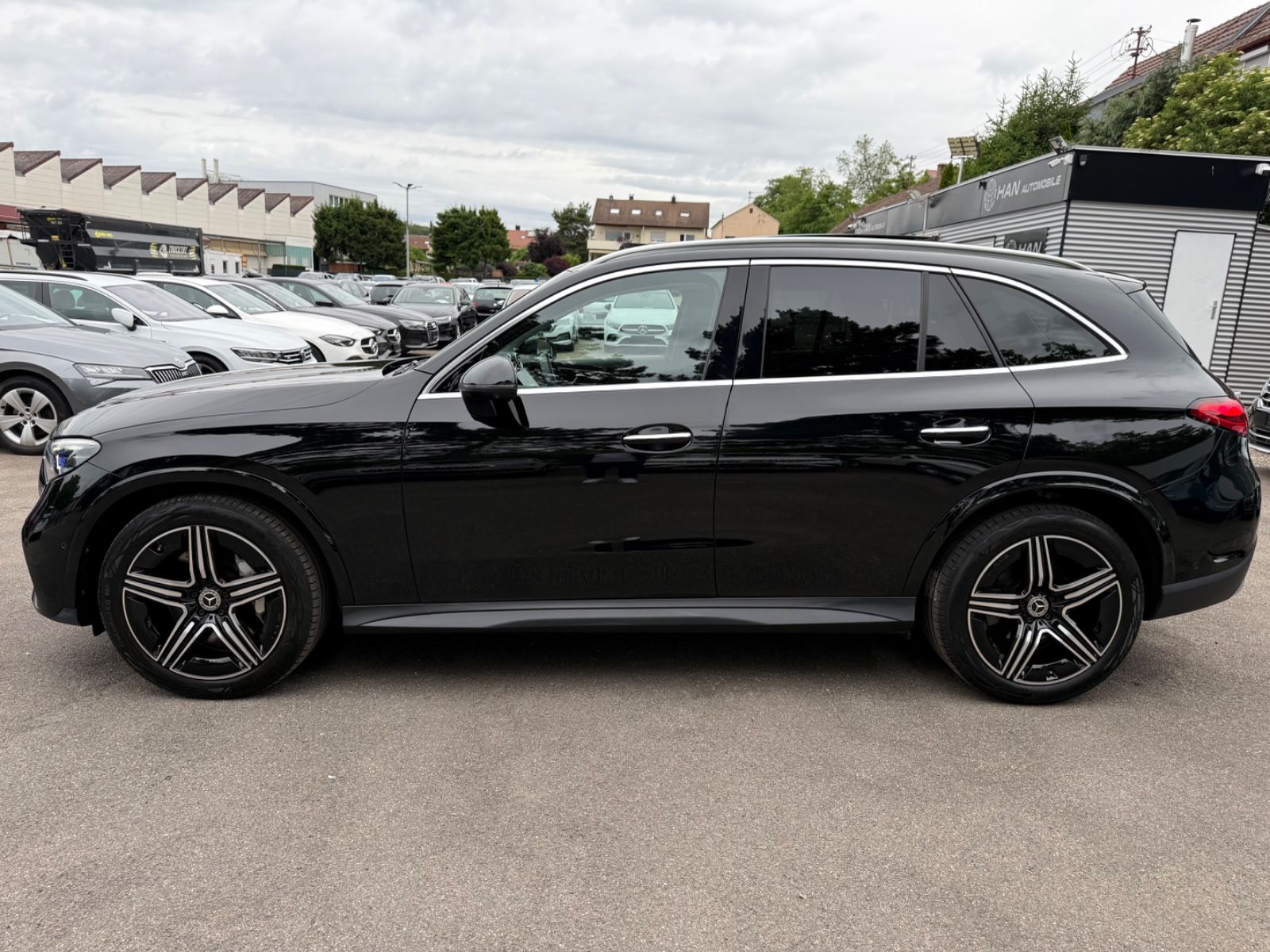 Mercedes-Benz GLC 220 d 4Matic*AMG-Line+Pano+AHK++Head-up*