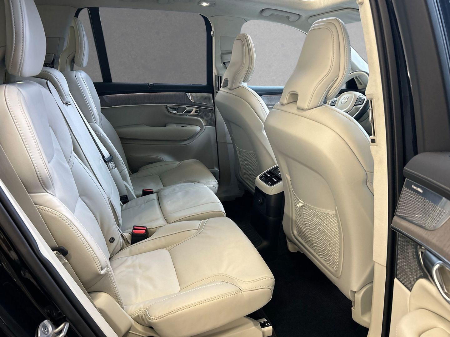 Volvo XC90 Ultra Dark Recharge Plug-In Hybrid AWD T8 T