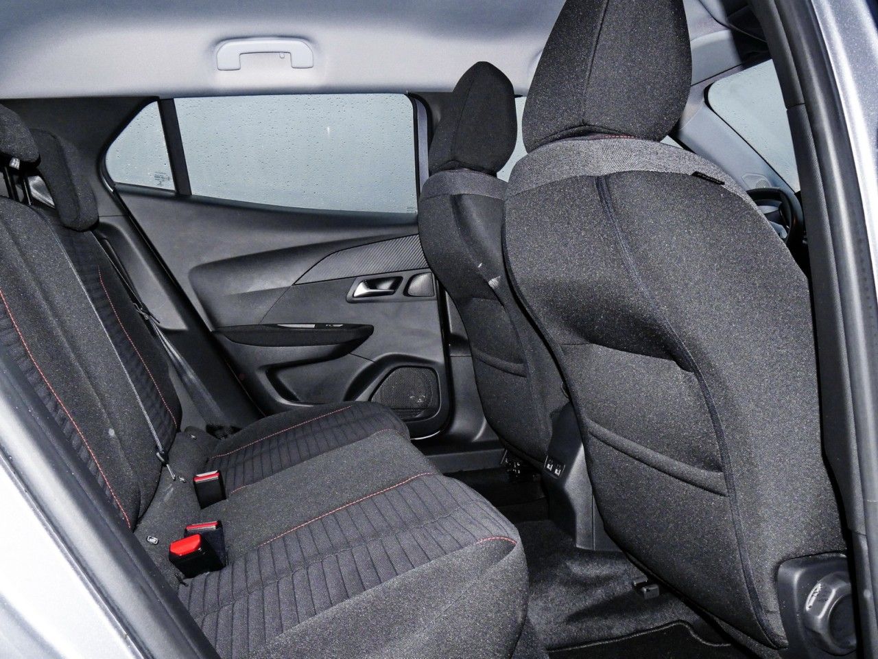 Peugeot 2008-e Active - Samsaru's Car Outlet