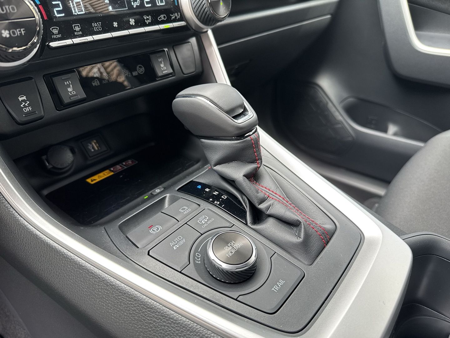 Toyota RAV 4 Plug-In Hybrid 2.5 4x4 Teamplayer +Kamera