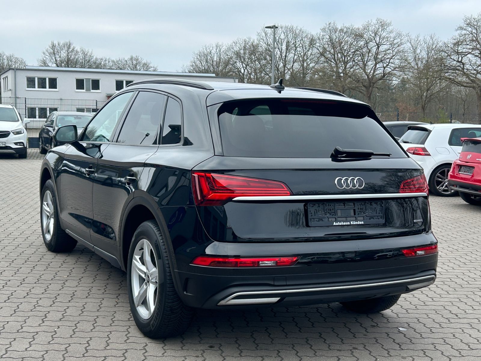 Audi Q5 40 TDI quattro - Samsaru's Car Outlet