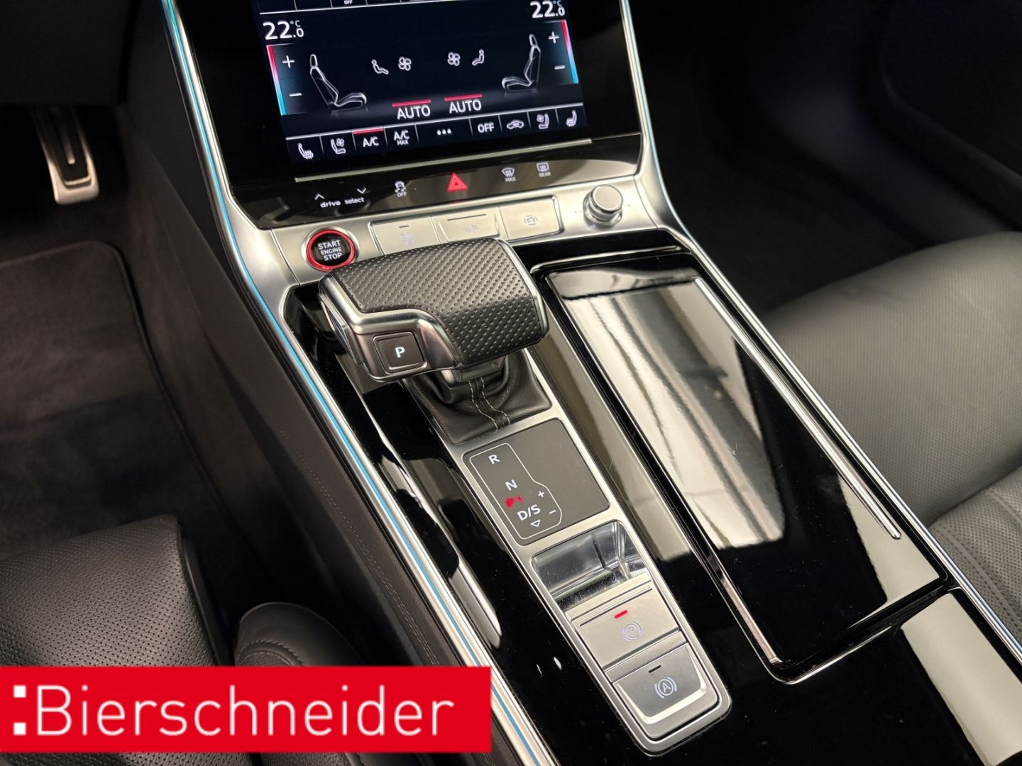 Audi RS6 Avant KERAMIK 305 KM H LASER 21 S-SITZE UMGE