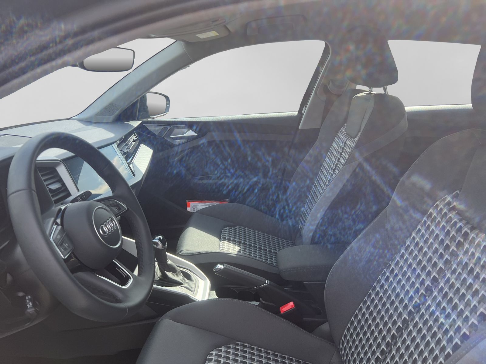 Audi A1 Sportback 25 1.0 TFSI S line - Samsaru's Car Outlet