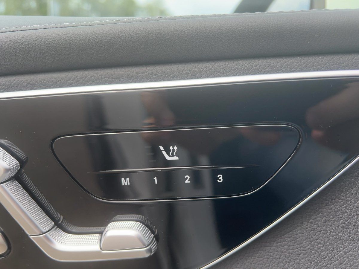 Mercedes-Benz GLC 300 d 4M AMG Line DigiLight|KeyGo|S-Dach|TWA