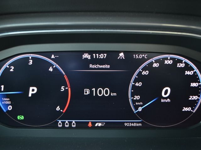 Volkswagen T-Roc 2.0 TDI DSG R-Line - Samsaru's Car Outlet