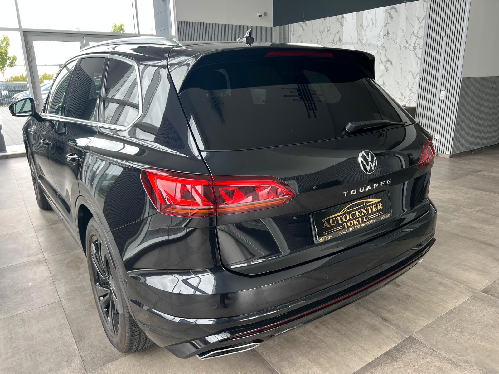 Volkswagen Touareg 3.0 TDI R-Line 4M - Samsaru's Car Outlet