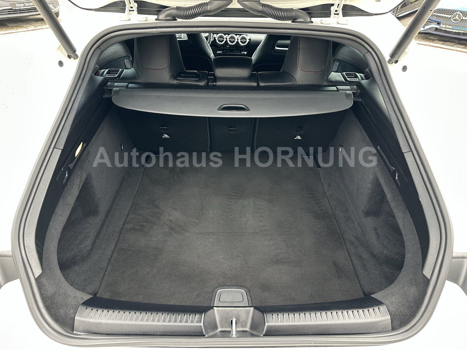 Mercedes-Benz CLA 45 AMG 4M+ - Samsaru's Car Outlet