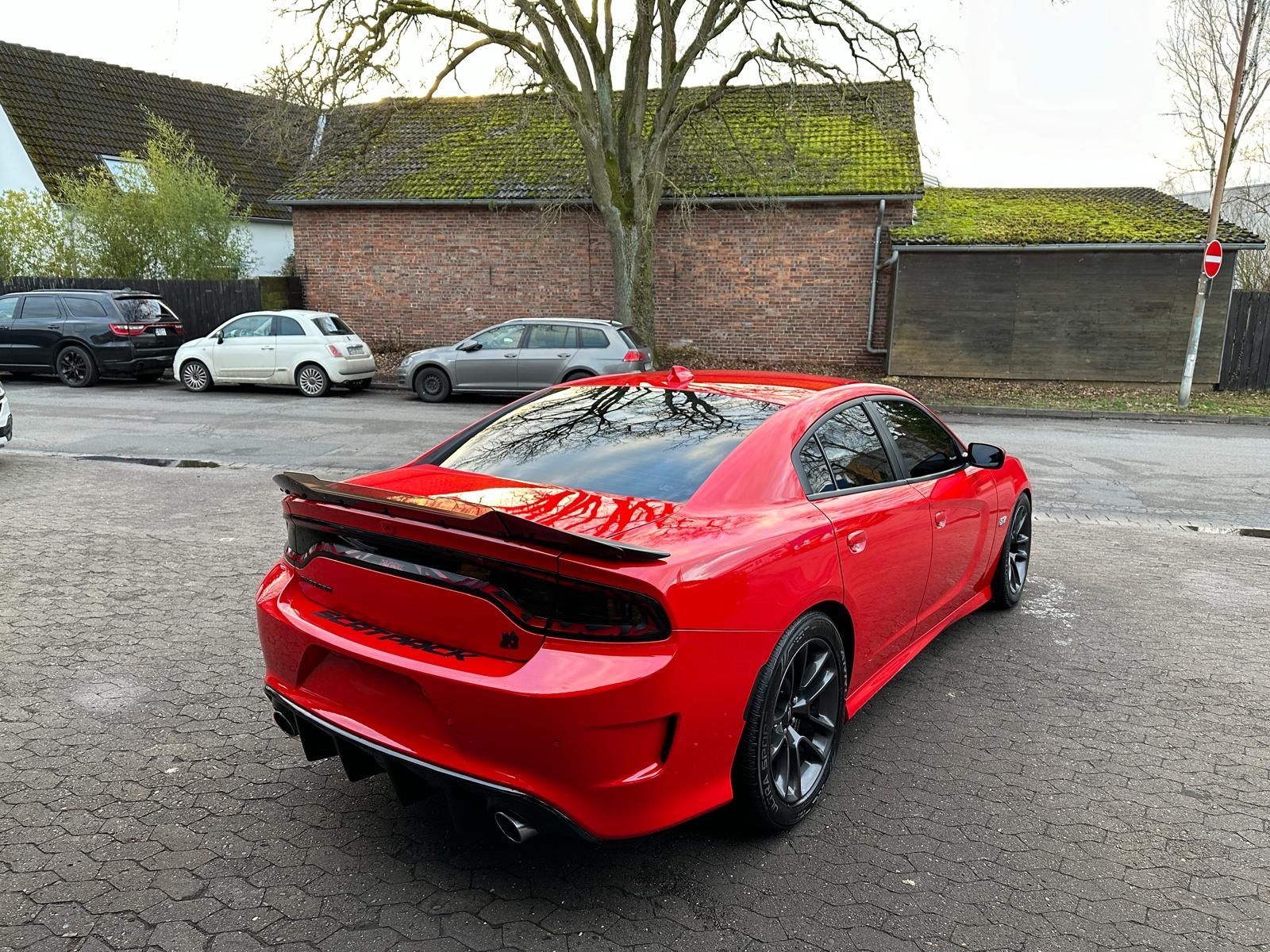 Dodge SRT*6,4*V8*BREMBO*STERNHIMMEL*NAVI*LED*GARANTIE*