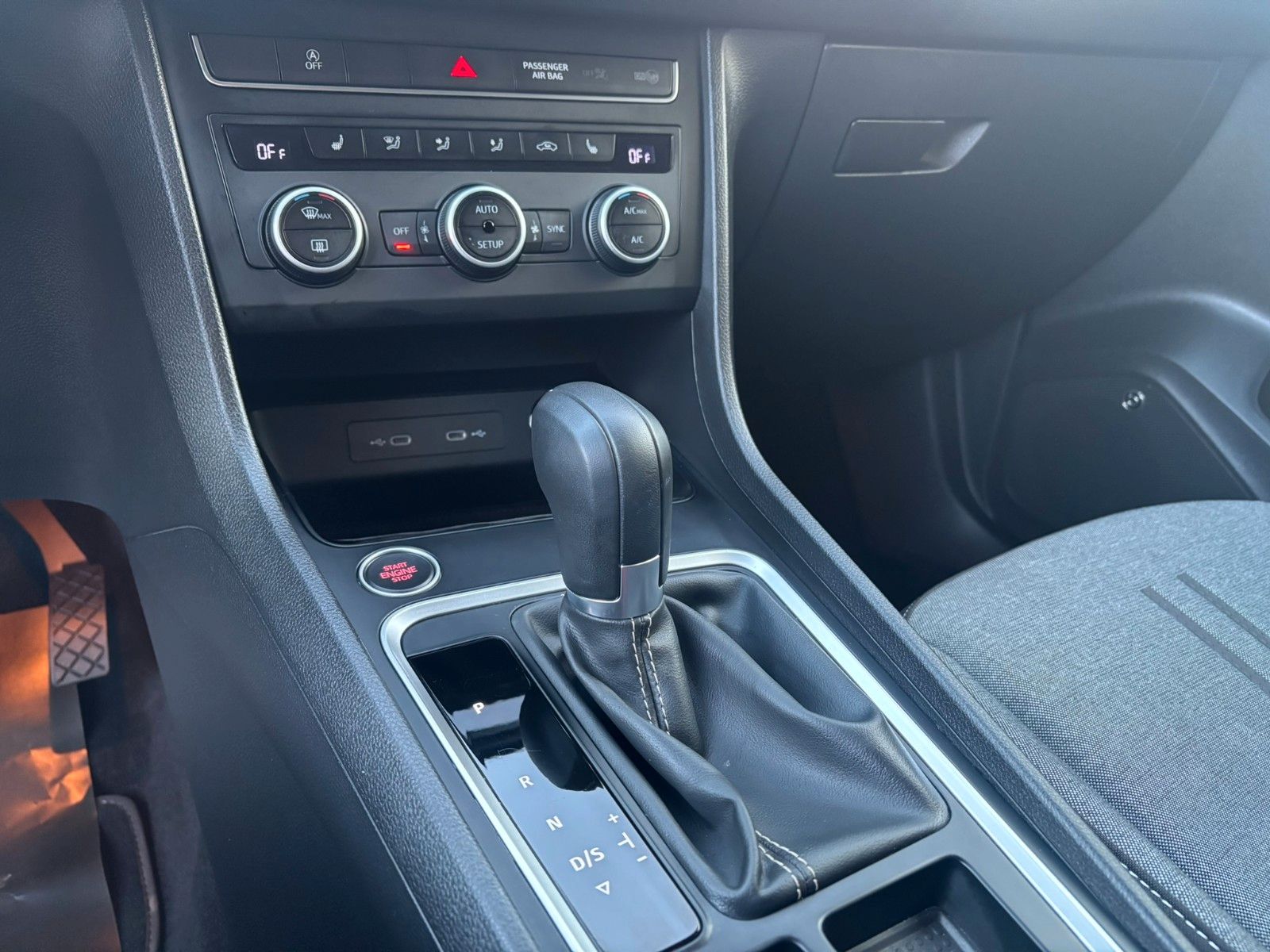 Seat Ateca Style*DSG*KAM*AHK*NAV*BEATS*CARPLAY*LED