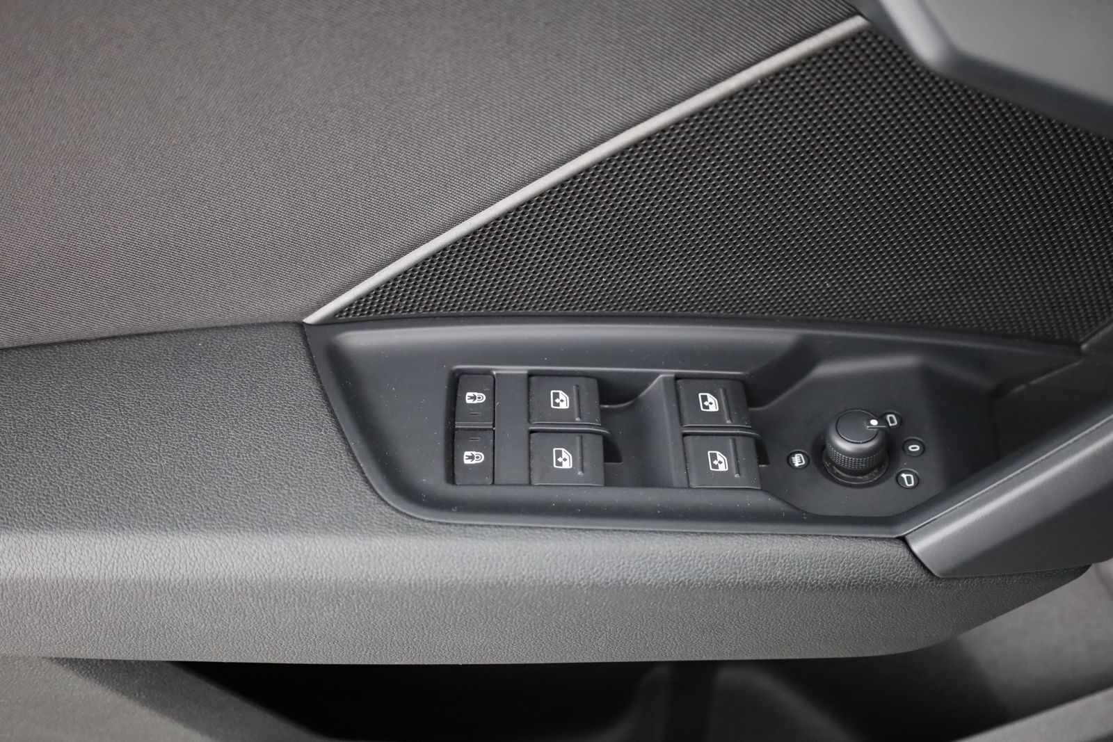 Audi A3 Sportback 35 TFSI S-Tronic - Samsaru's Car Outlet