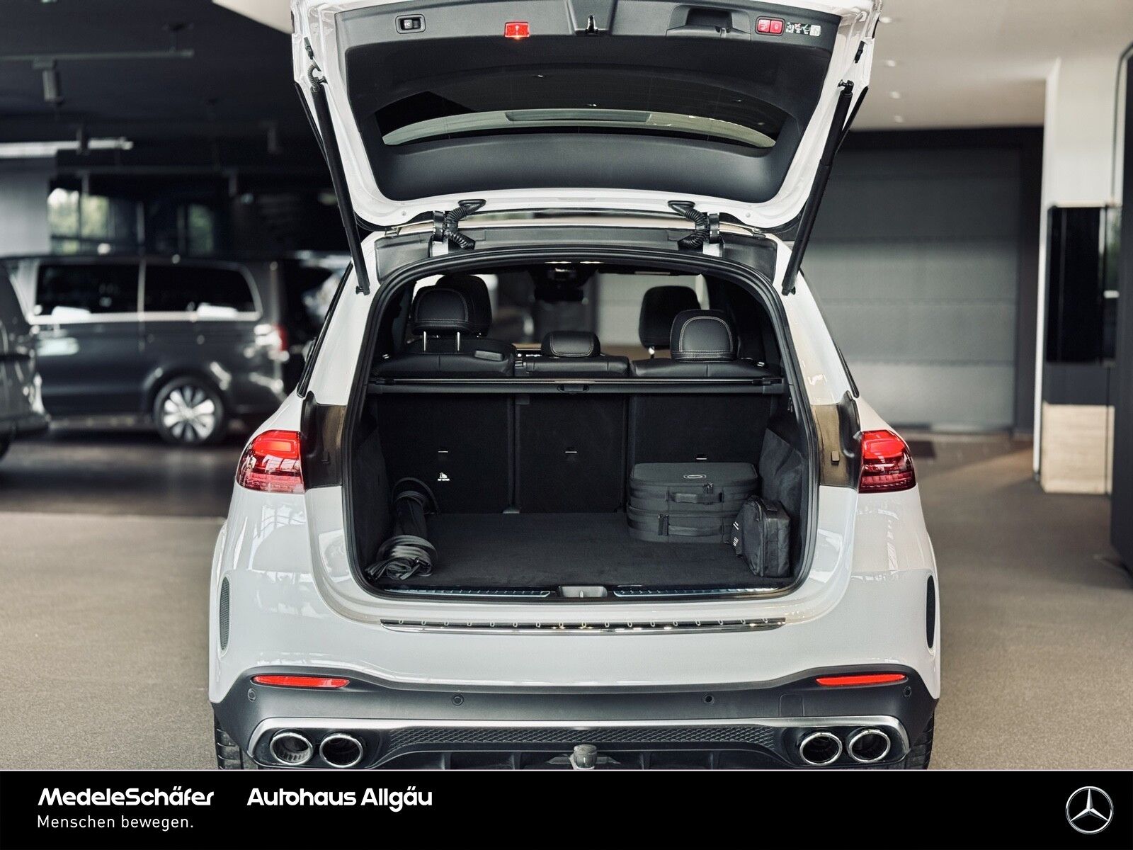 Mercedes-Benz GLE 53 AMG HYBRID 4M+ Premium+ 22" AHK Massage