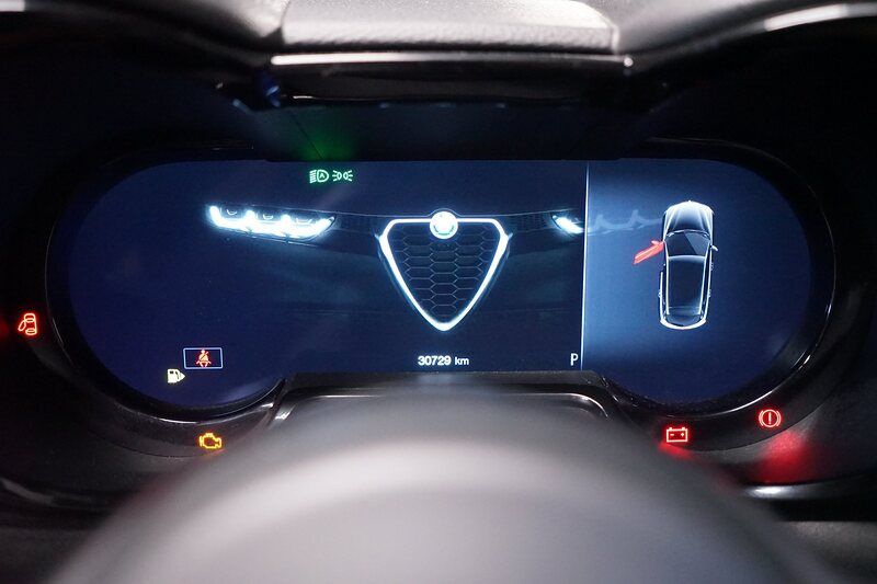 Alfa Romeo Tonale 1.5 VGT Hybrid Ti Aut.*Matrix*Kamera*Keyl