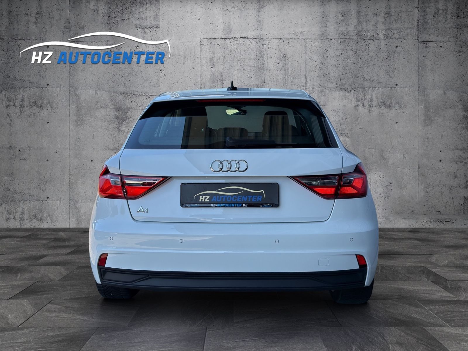 Audi A1 Sportback 30 TFSI S-Tronic Sport - Samsaru's Car Outlet