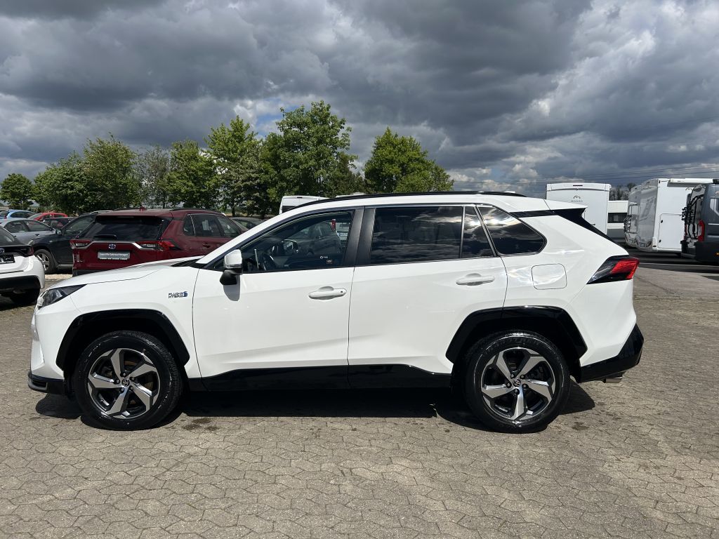Toyota RAV 4 Plug-in-Hybrid - Samsaru's Car Outlet