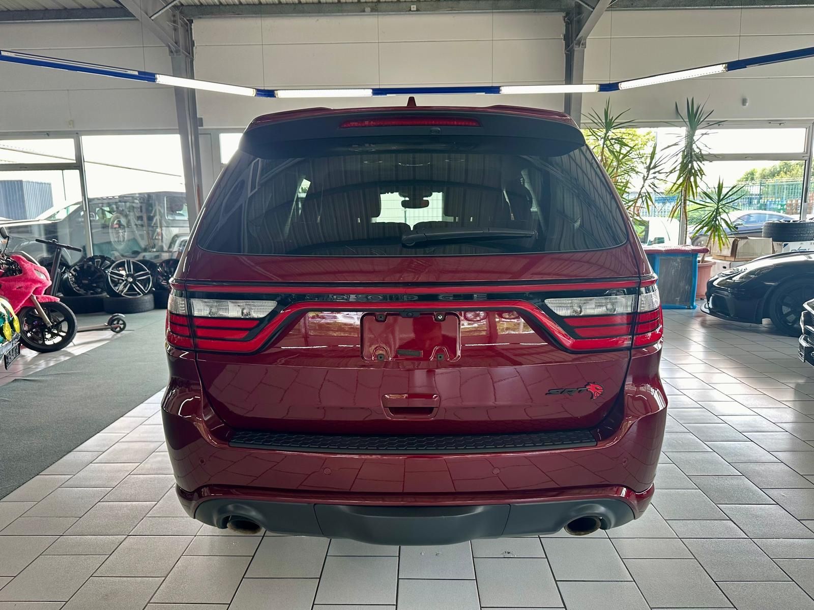 Dodge Durango 6,2 SRT Hellcat 6 Sitzer 719PS