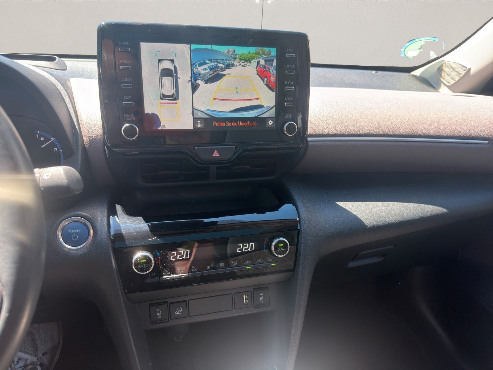 Toyota Yaris Cross Hybrid AWD-i Elegant
