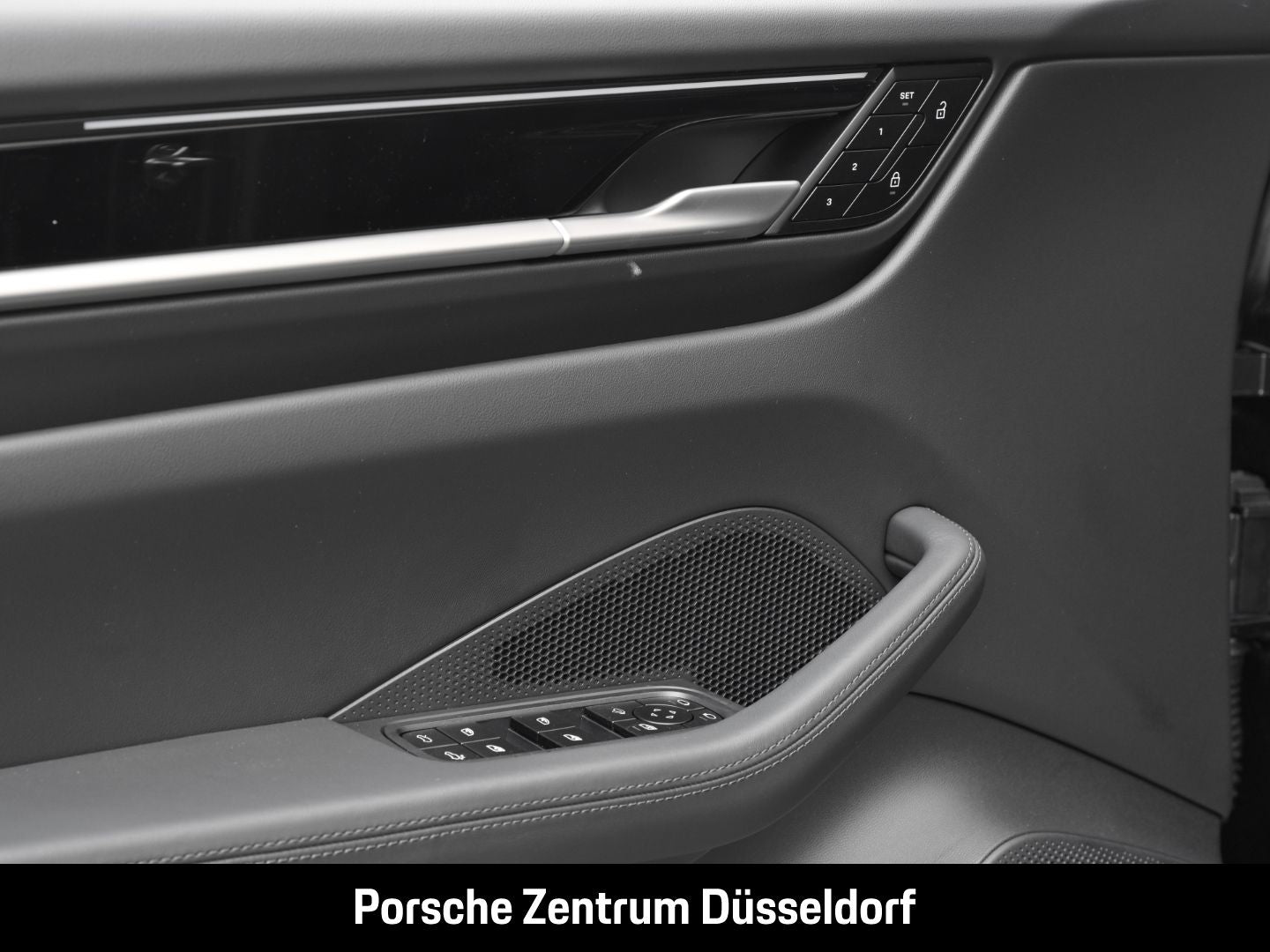 Porsche Macan 4S Surround-View InnoDrive LED-Matrix