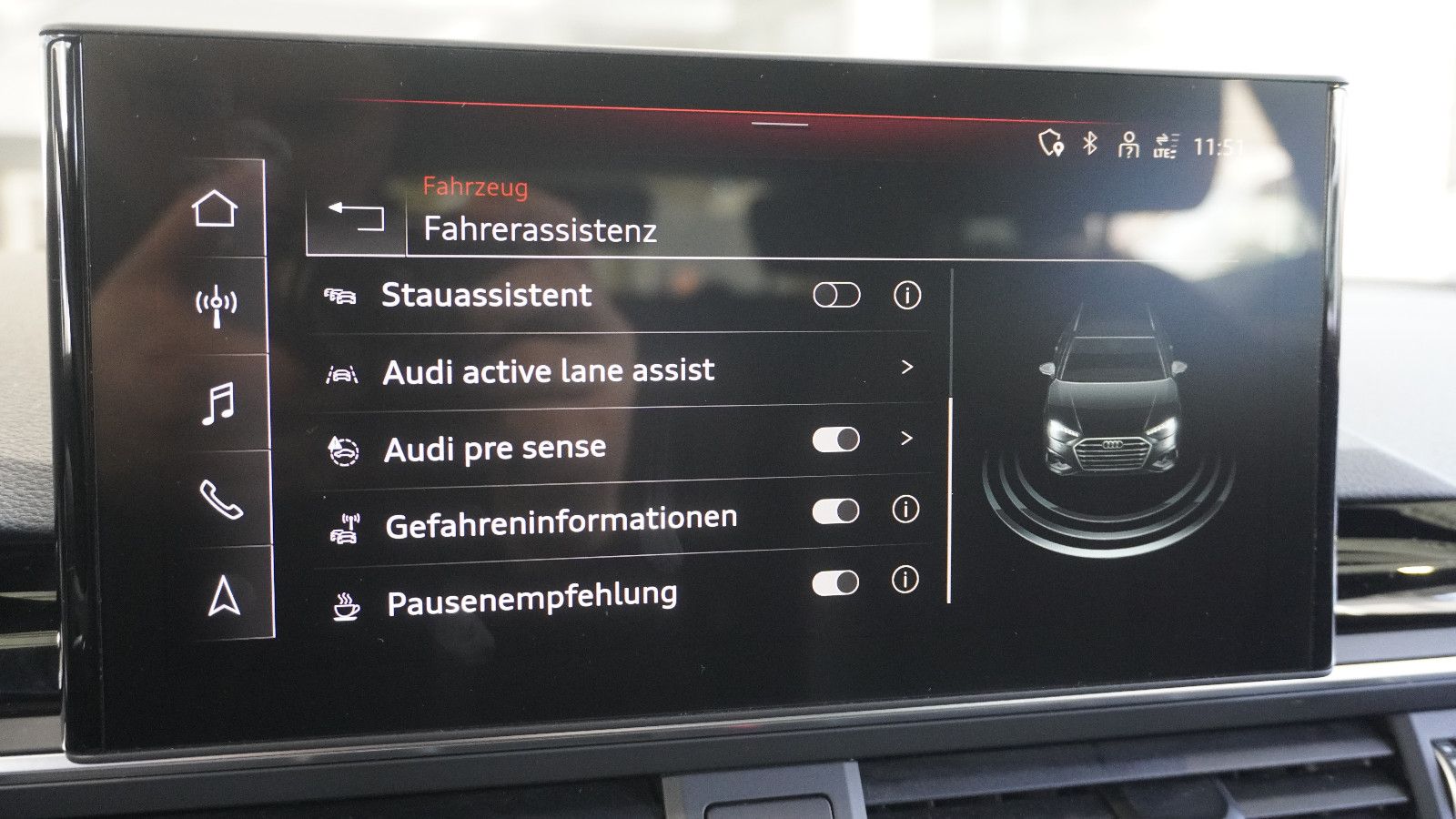 Audi A4 Avant 40 TFSI quatt S line - Samsaru's Car Outlet