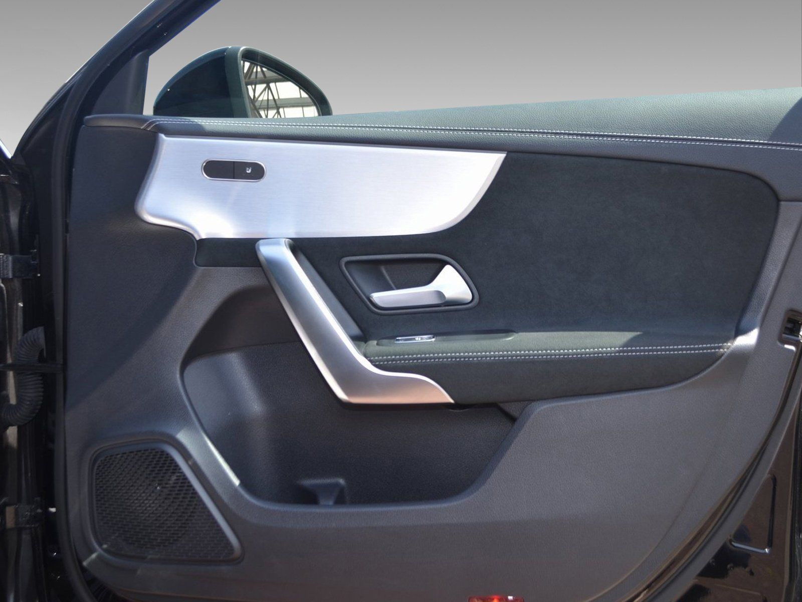 Mercedes-Benz A-Klass AMG LINE - Samsaru's Car Outlet