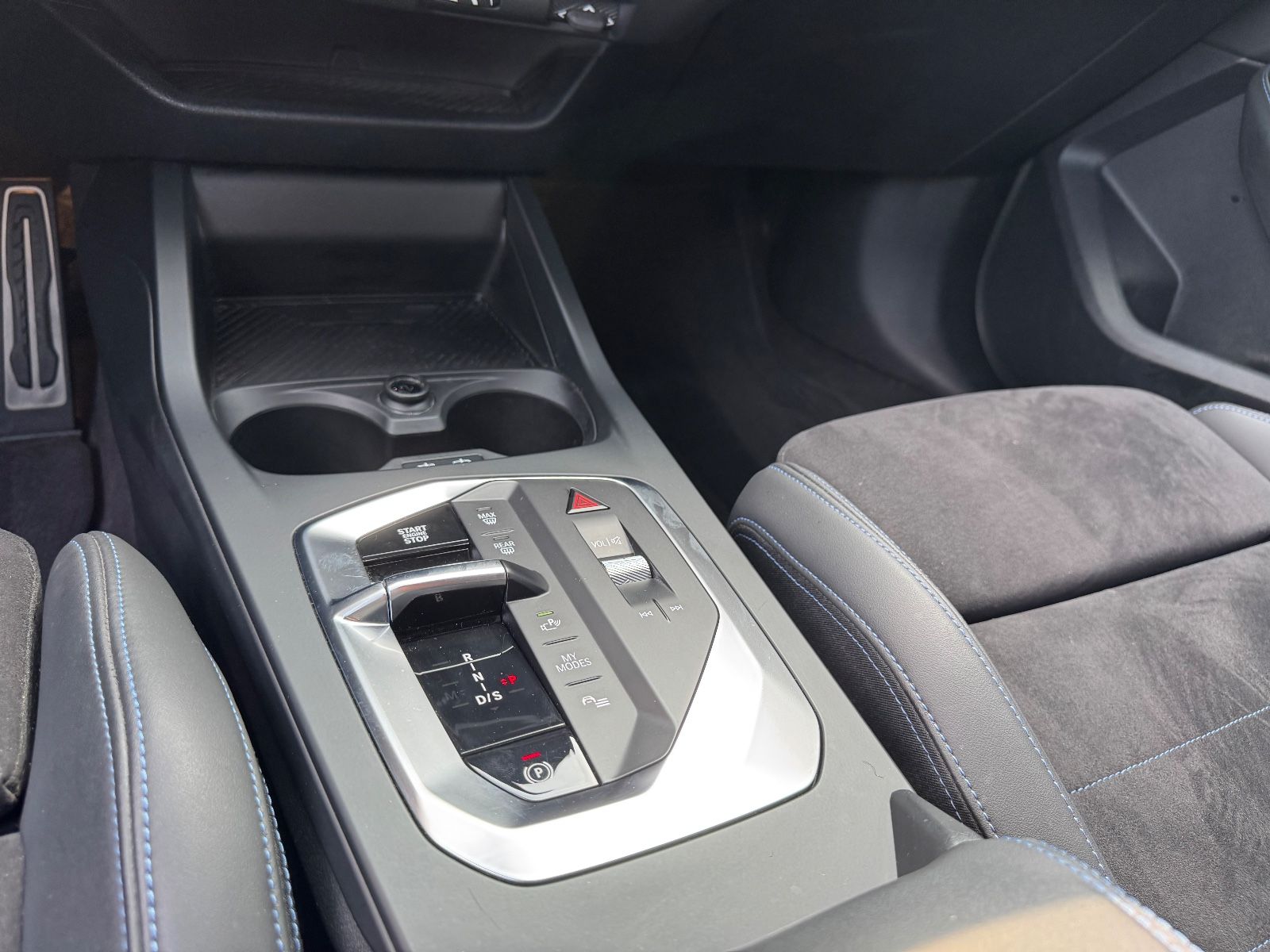 BMW 120i M SPORT PRO HEADUP 360° ACC Innovation 8xLM