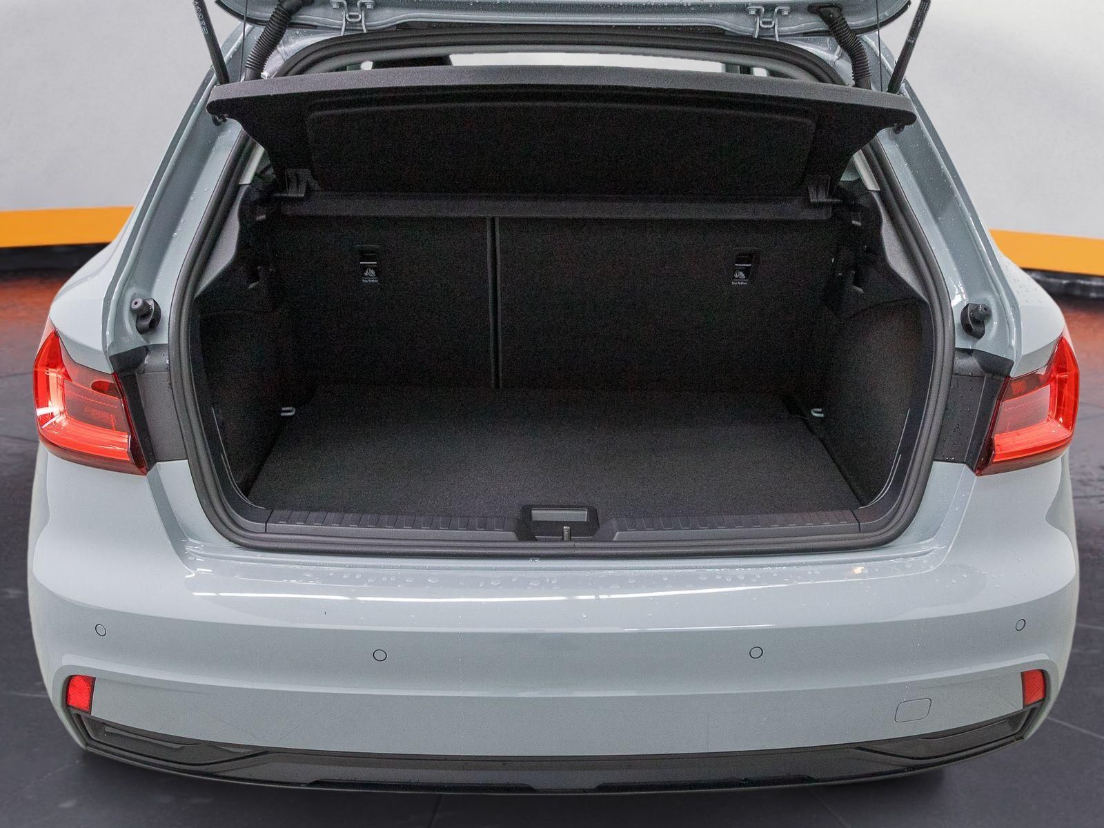 Audi A1 Sportback 30 TFSI ADVANCED - Samsaru's Car Outlet