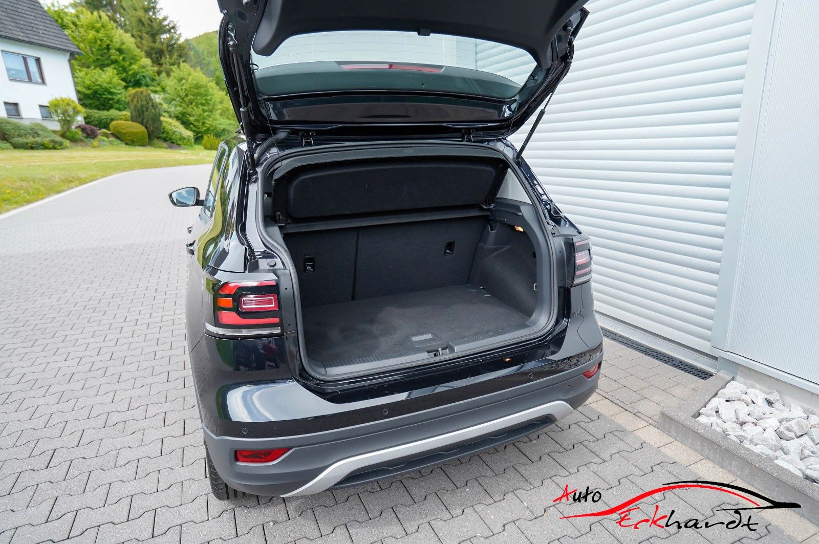Volkswagen T-Cross Life - Samsaru's Car Outlet