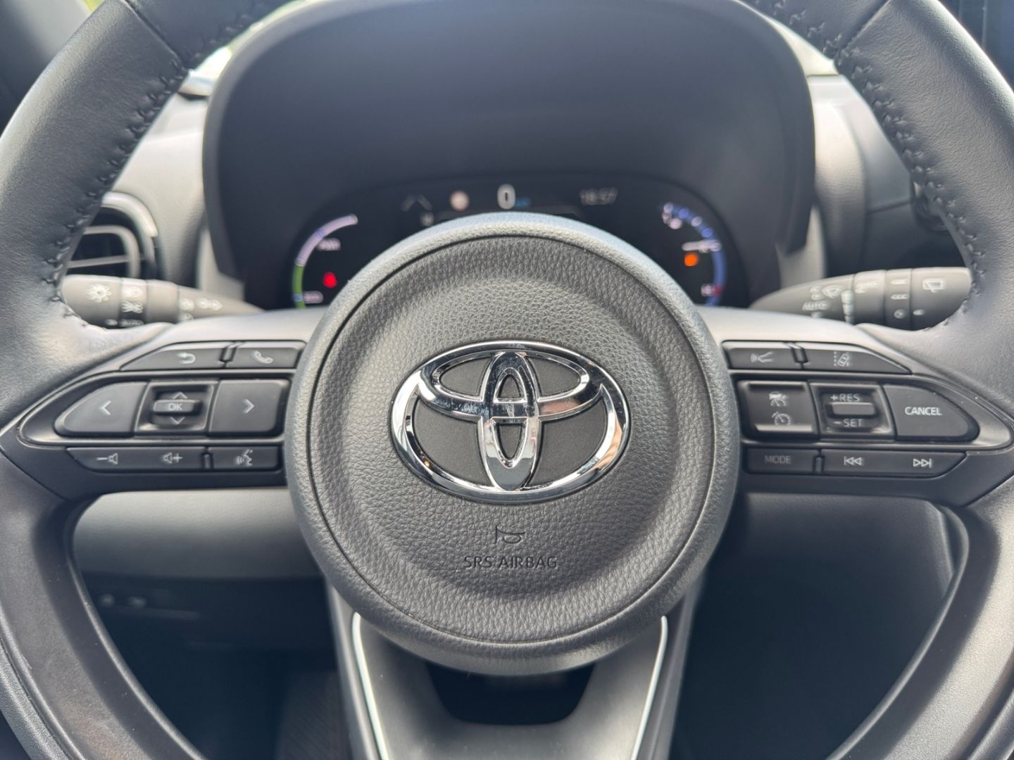 Toyota Yaris Cross Hybrid 1.5 Team D *Matrix*CAM*ACC*PD