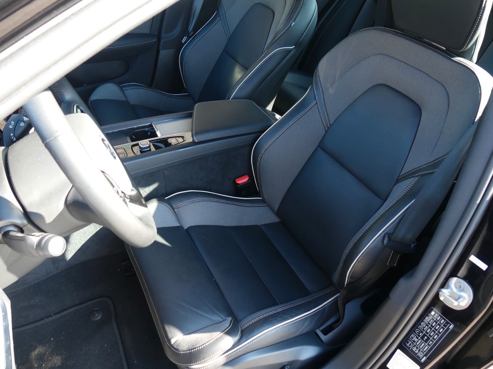 Volvo S60 Lim. Plus Dark Automatik