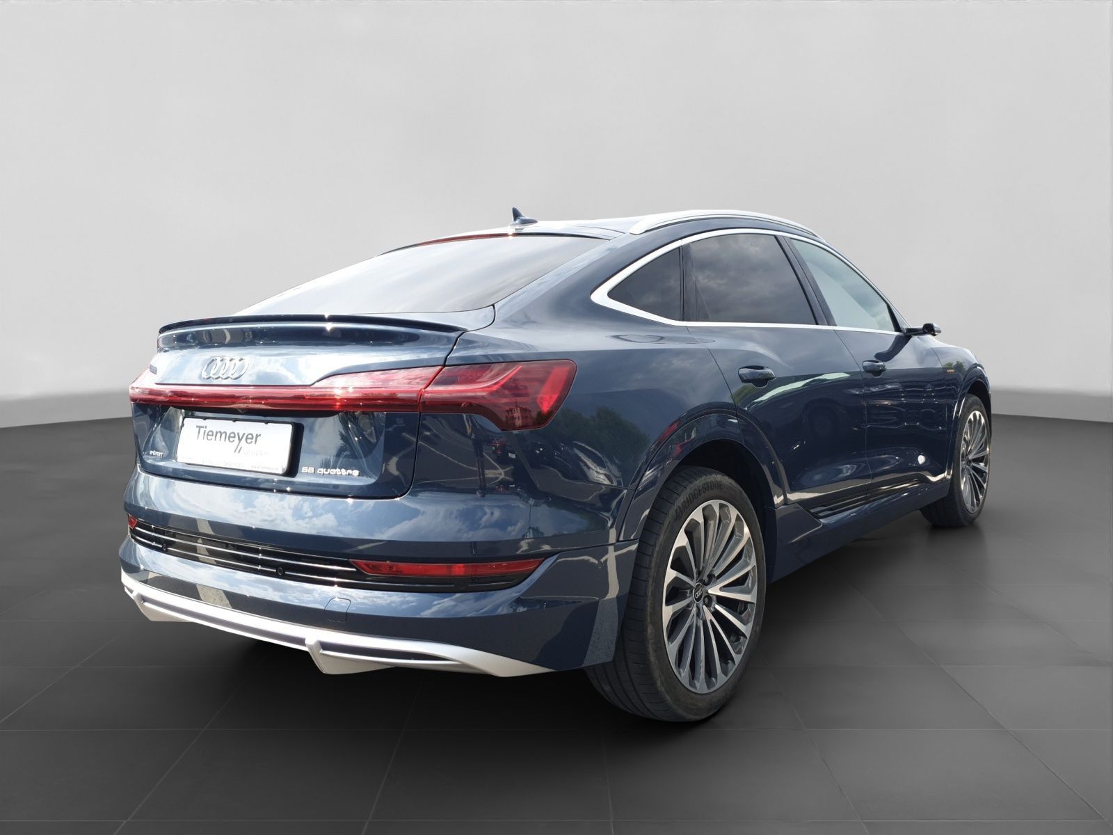 Audi e-tron Sportback 55 Q 2x S LINE UPE125 V-SPIEGEL
