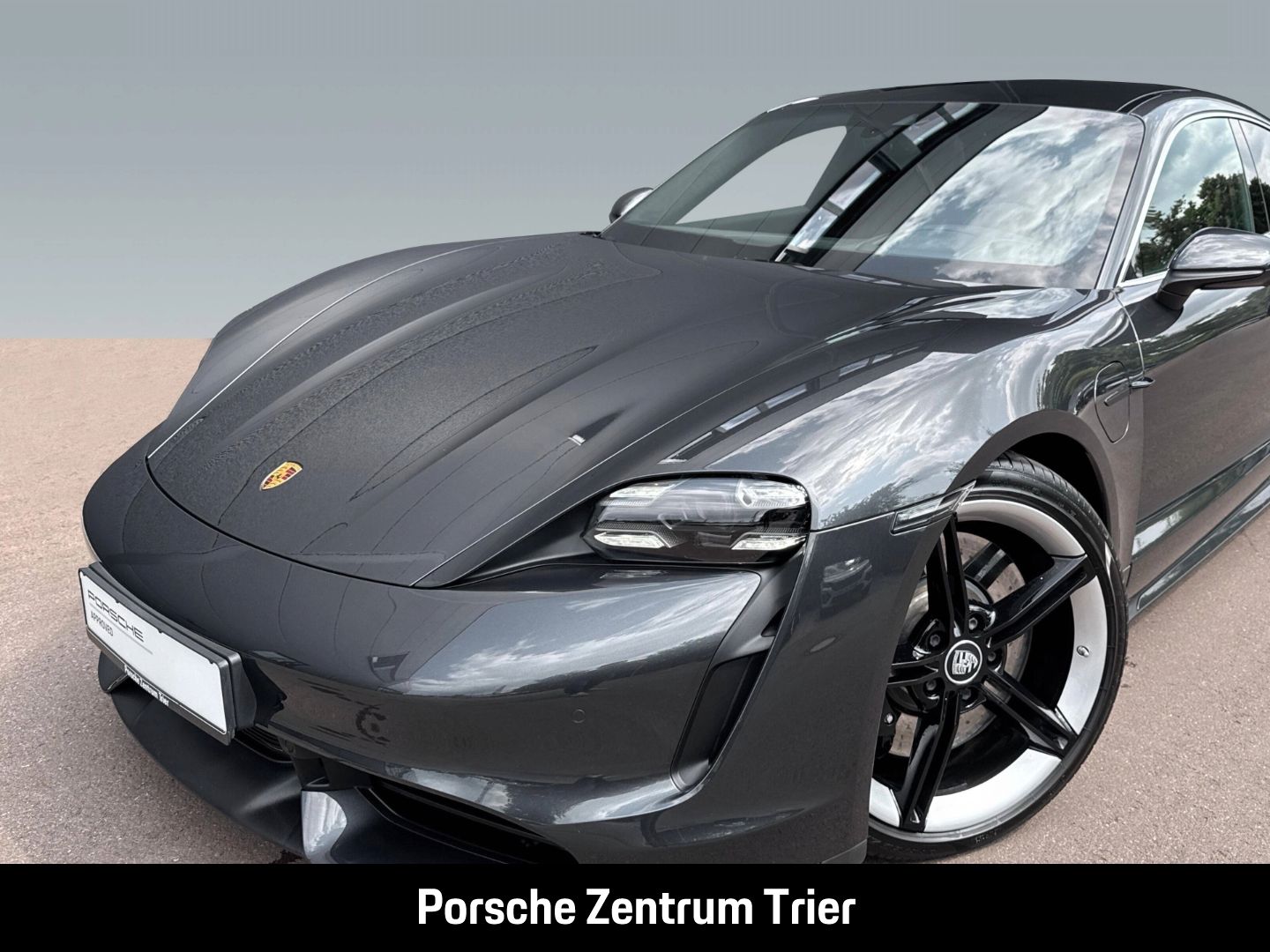 Porsche Taycan Turbo BOSE Panoramadach InnoDrive LED