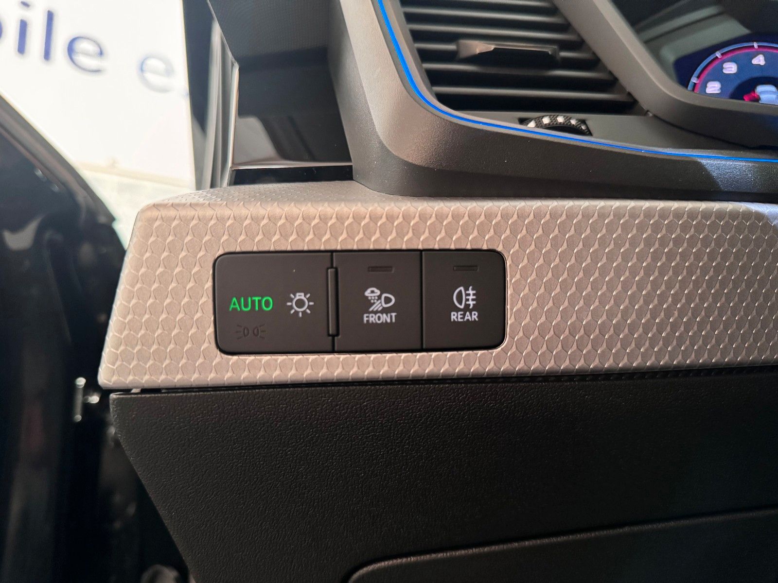 Audi A1 citycarver 35 TFSI S Line - Samsaru's Car Outlet