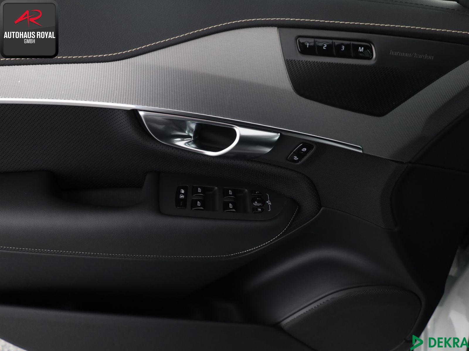 Volvo XC 90 2.0 T8 AWD RECHARGE R DESIGN 7 SITZE,H/K