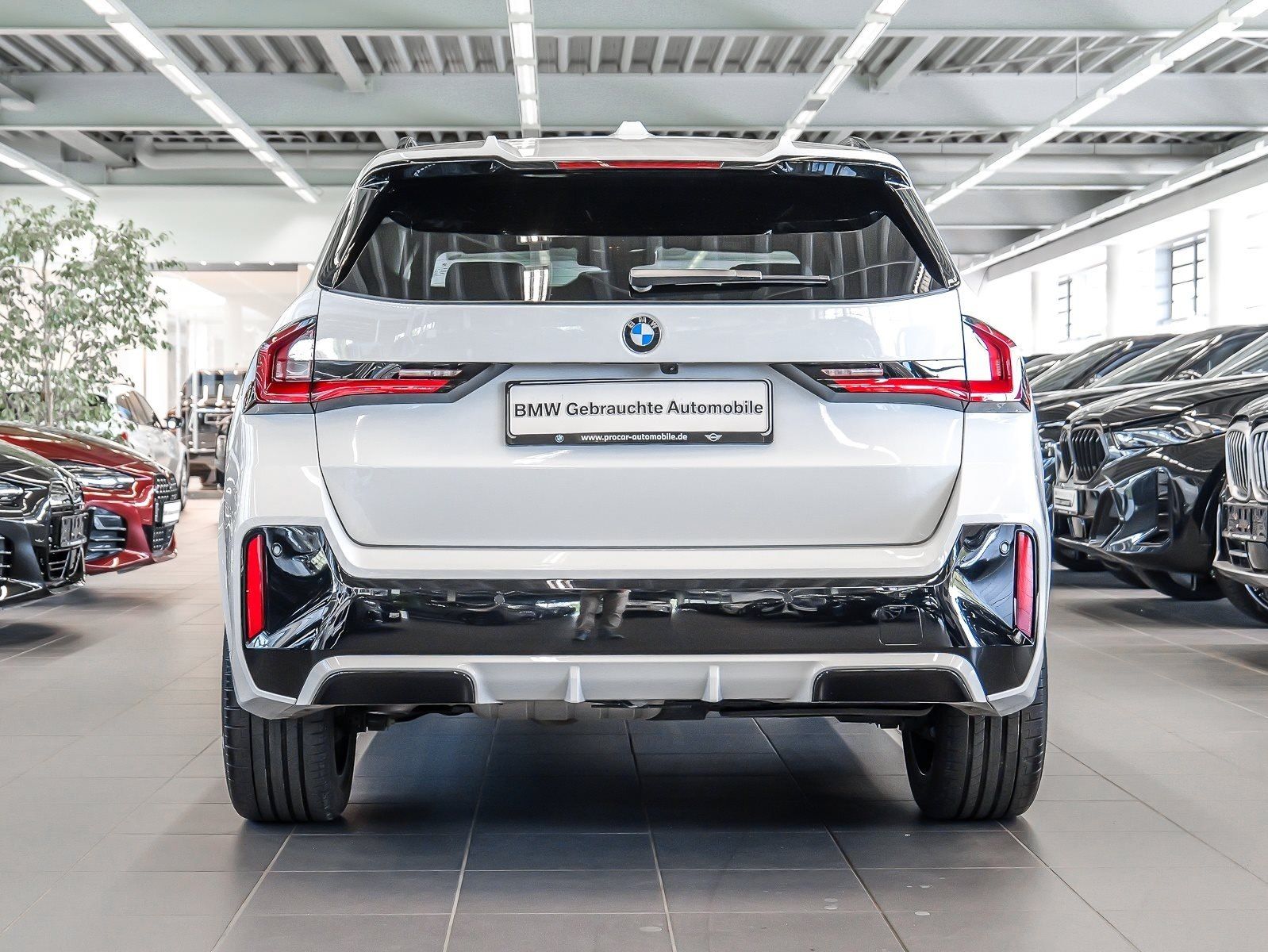 BMW X1 xDrive20d M Sport HUD ACC AHK RFK NAVI LED